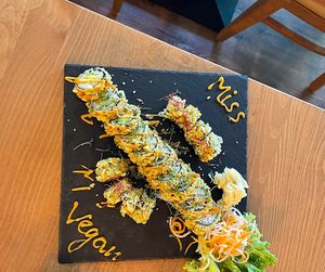 151. Crunchy Roll mit Avocado and 160. Lachs Tempura   at Miss Vegan in Berlin