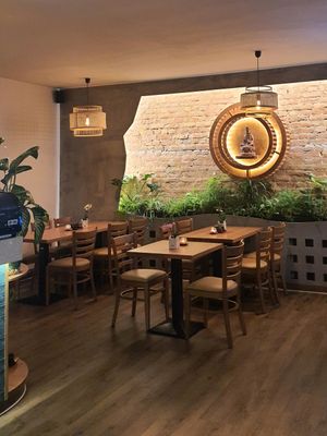 inside of location - seating at Miss Vegan in Berlin