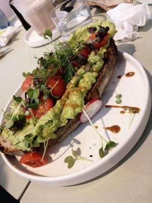 Avocado Brot at Erstmal Kaffee in Heilbronn