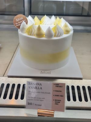 Banana Vanilla ~ 23/11/21 at Delcie's Desserts and Cakes in Central Singapore