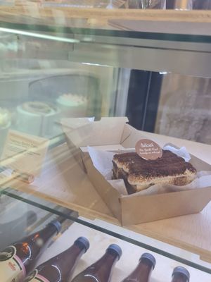 Tiramisu Bento Cake ~ 23/11/21 at Delcie's Desserts and Cakes in Central Singapore