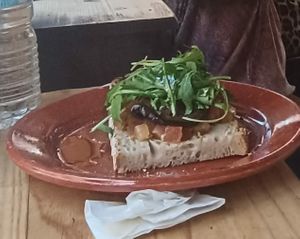 sorry for my bad picture (the bread and the olive oil are delicious) at Alfalfa Bar in Sevilla