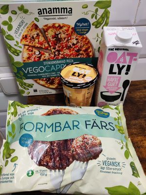 Haul at El Sueco Supermercado in Barcelona