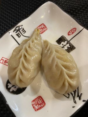 Ravioli al vapore  at Kata Radja in Turin