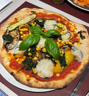 Pizza Vegetariana with vegan mozzarella   at 128 in Vittorio Veneto