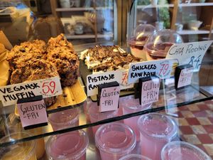 Veg options at Evita Espressobar in Oslo