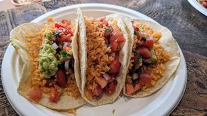 Vegan tacos at Tacos del Sol in Ambleside