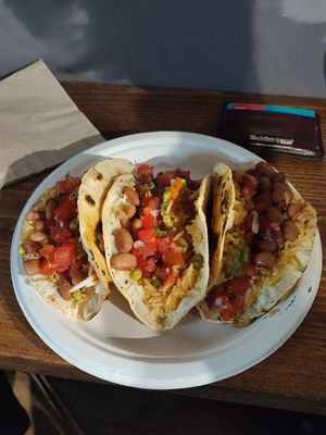 Vegan tacos at Tacos del Sol in Ambleside