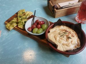 Ofenkäse mit Pastabrot at blattwerk in Freiburg