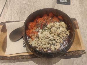 Niamh’s açai bowl  at Natur Poke - Puerto Pollença in Mallorca