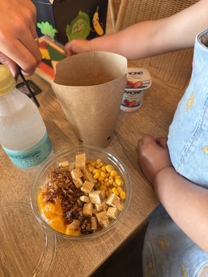 Children’s mini ‘make your own’ poke bowl  at Natur Poke - Puerto Pollença in Mallorca