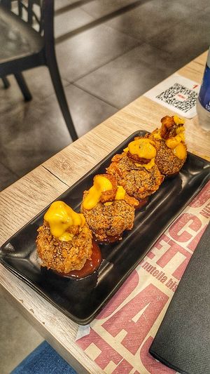 Polpette di pulled in 3D at Burger's Bró in Naples