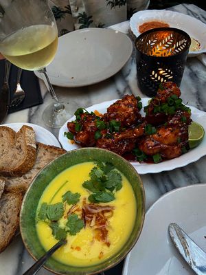   at Espécie in Porto