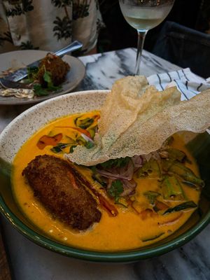   at Espécie in Porto