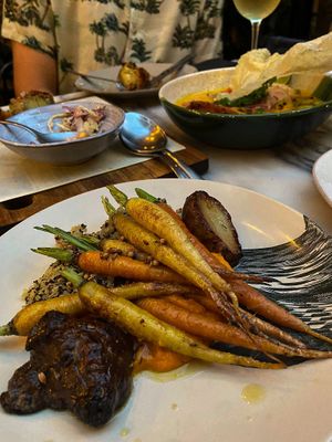   at Espécie in Porto