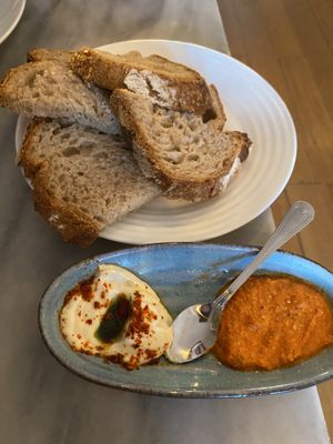 Bread and dips  at Espécie in Porto