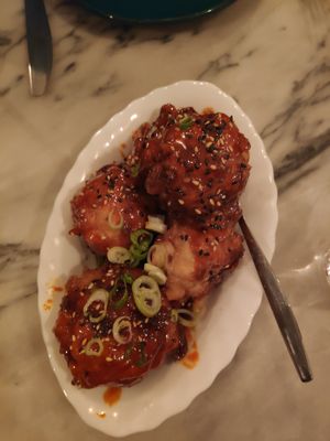  at Espécie in Porto