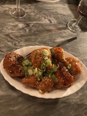 KFC (fried califlower)  at Espécie in Porto