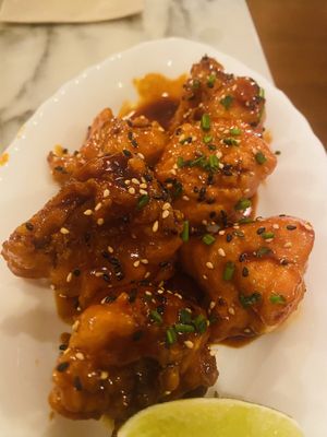 Korean spicy cauliflower   at Espécie in Porto