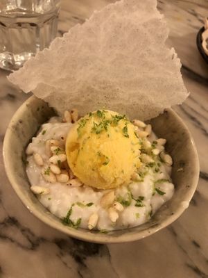 Coconut rice  at Espécie in Porto