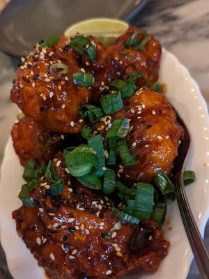  at Espécie in Porto