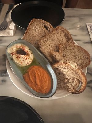 bread and dip  at Espécie in Porto