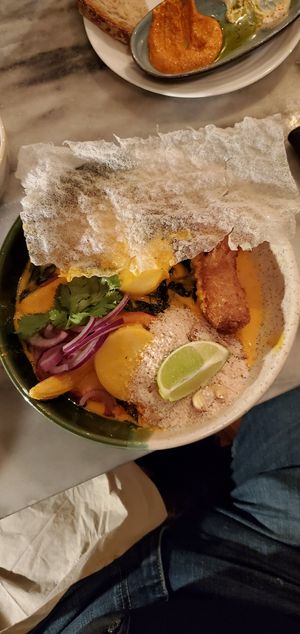 "" at Espécie in Porto