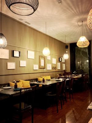   at Espécie in Porto