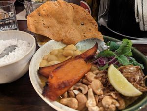  at Espécie in Porto