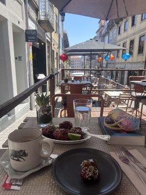 KFC - Korean fried cauliflower   at Espécie in Porto
