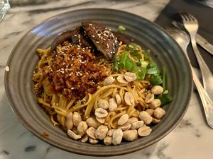 Noodles with shiitake  at Espécie in Porto