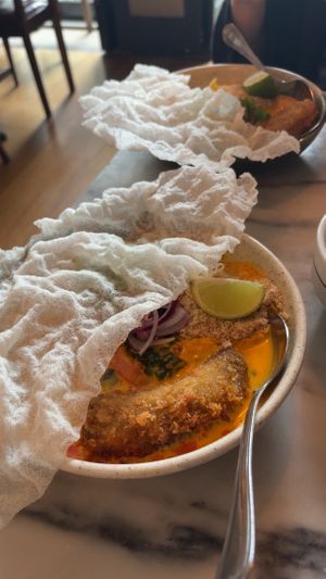   at Espécie in Porto