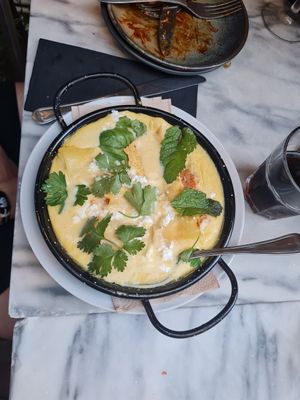  at Espécie in Porto