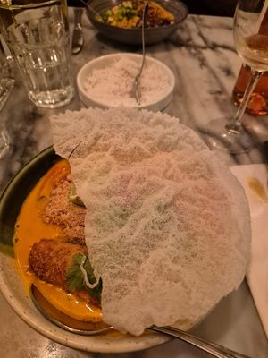 Baked Banane, seaweed, coconut at Espécie in Porto