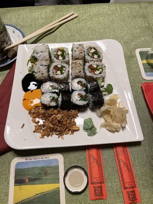 Sushi assortment « Foto"  at Vegan Gesund in Hannover
