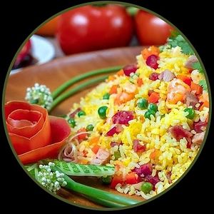 01. REIS DER HARMONIE 9,5€
Reis im Steintopf mit Gemüse, Tofu, Sojafilets, eingelegtem Gurke
Mit veganer Ente 12,50€ at Vegan Gesund in Hannover