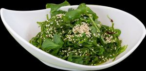 28. COME WAKAME SALAT 5,5€

Japanischer würziger grüner Algensalat at Vegan Gesund in Hannover