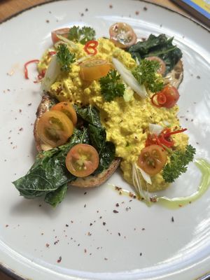 tofu scramble 2/5 stars   at ZIN Cafe in Canggu