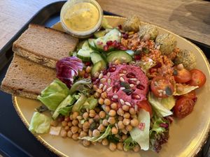falafel 'bowl'  at Peter's gute Backstube in Baden Baden