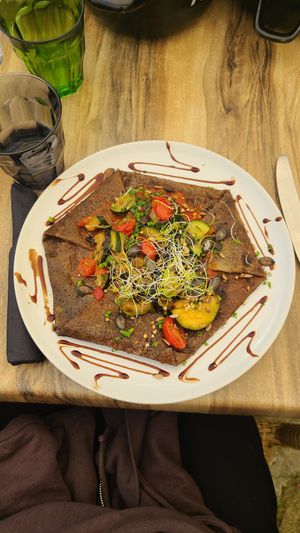  at la Fontaine du Jerzual in Dinan