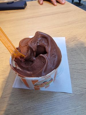 Chocolate-orange and pistachio (vg) at Cento Gelato Artigianale Italiano in Naples