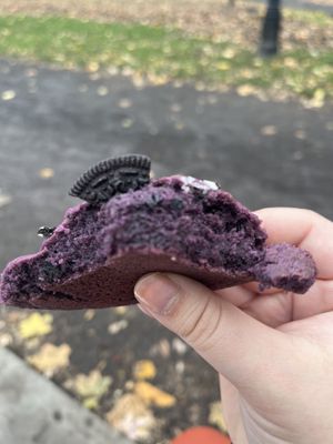 Vegan ubae-Oreo cookies   at Unicone in Montreal