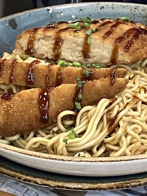 Yakisoba con empanado de Heura  at UDON - Arenas in Barcelona