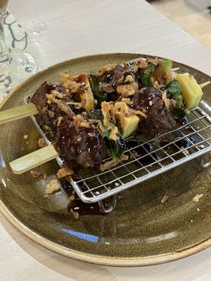 Pinchos con Heura y aguacate  at UDON - Arenas in Barcelona