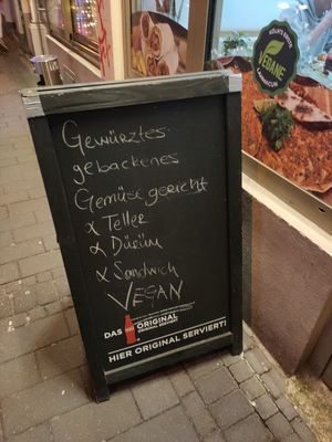  at Tantuni Haus in Cologne