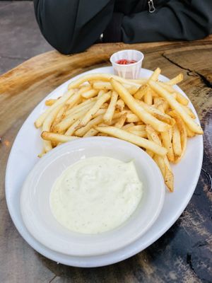 Full portion of fries  at Big Island Brewhaus in Waimea