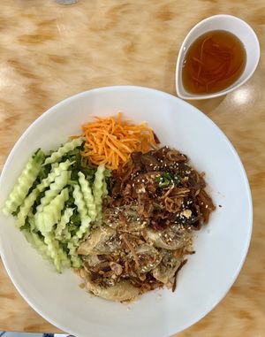 Bò bùn végétal   at NHU Y in Clermont-ferrand