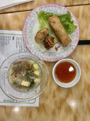 Soupe, nem et sac de bonheur végétaux   at NHU Y in Clermont-ferrand