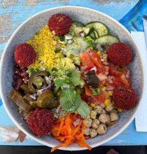 Falafel Bowl  at Taparazzi Restaurant Prerow in Prerow