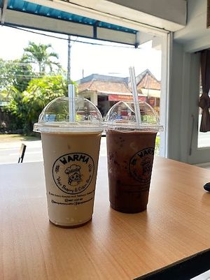 Take away capuccino & chocolate

Warma Vegie Bakery & Coffee Shop - Ubud, Bali at WARMA - Vegie Bakery & Coffee Shop in Ubud
